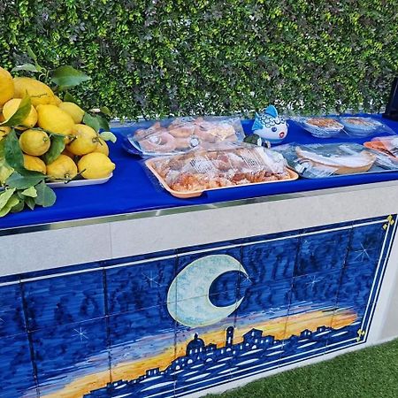 Al Chiaro Di Luna Luxury Suites Amalfi Coast Vietri Dış mekan fotoğraf