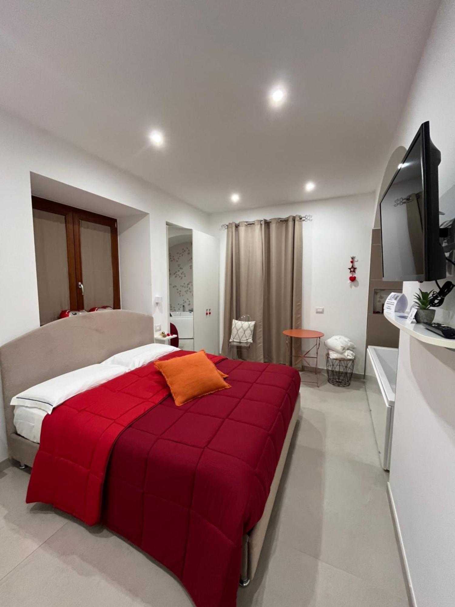 Al Chiaro Di Luna Luxury Suites Amalfi Coast Vietri Dış mekan fotoğraf