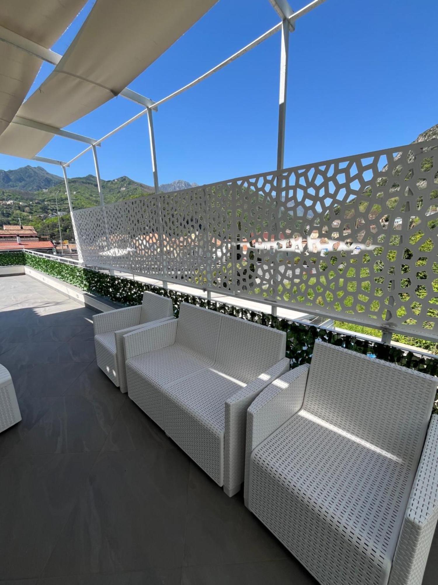 Al Chiaro Di Luna Luxury Suites Amalfi Coast Vietri Dış mekan fotoğraf